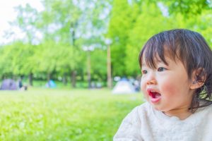 かぞくをはぐくむヒントがつまったパパママ・マガジン たまちっぷす | 「子育てがしやすい街」はどこ？子育てに関わる4項目で多摩地域をランキング！