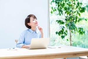 かぞくをはぐくむヒントがつまったパパママ・マガジン たまちっぷす | 保険の見直し 最適なタイミングと大切なポイント