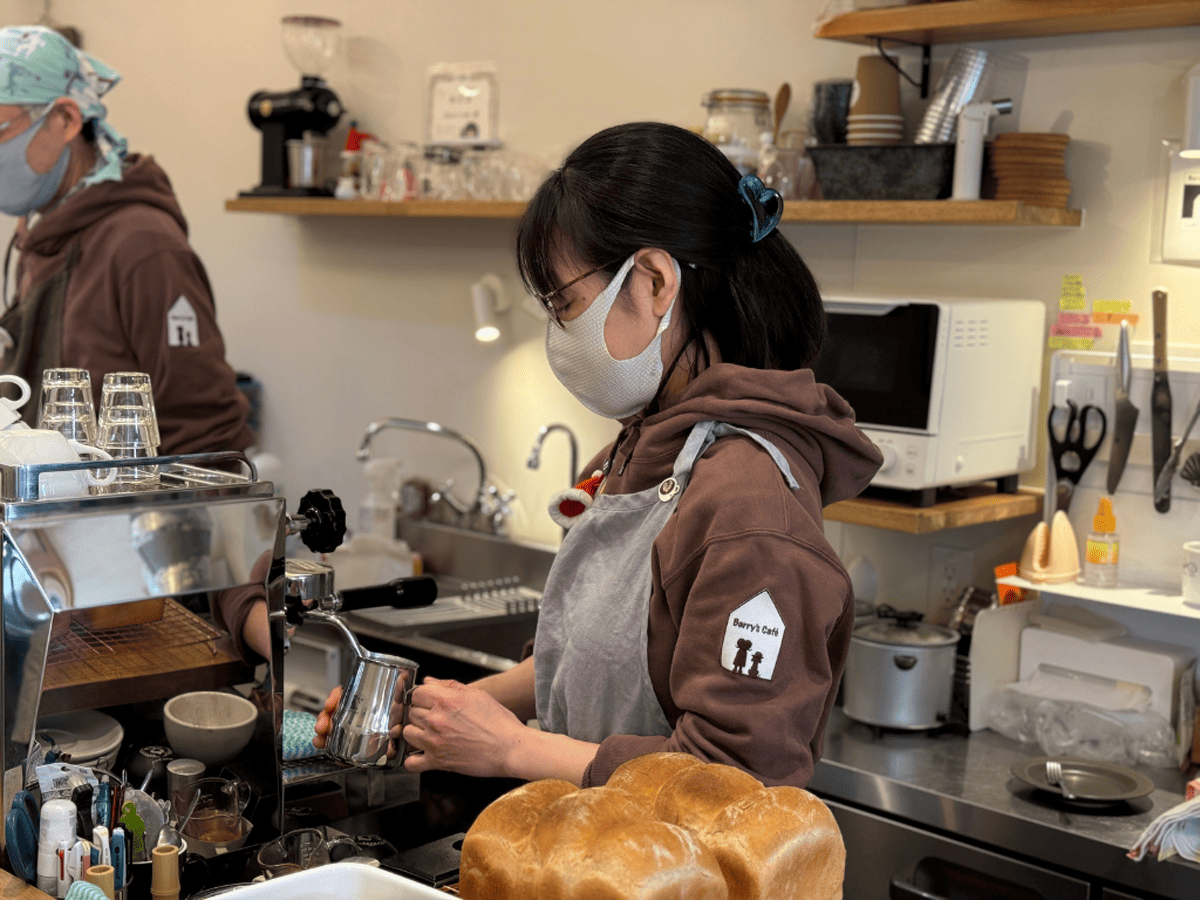 tama-petokcafe-40.png