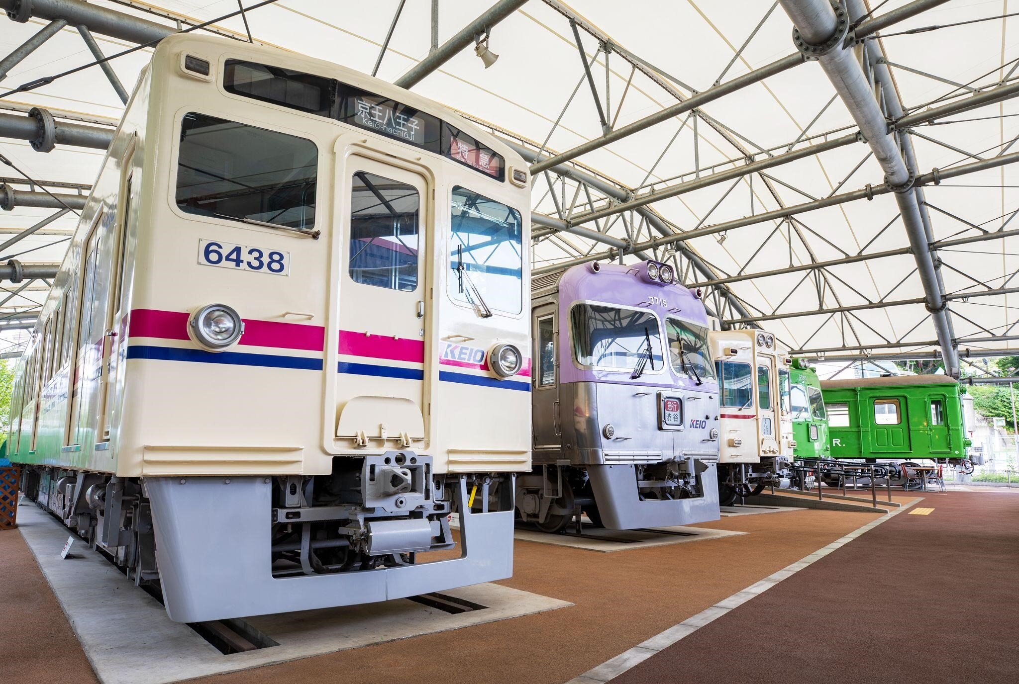 keio-train-03.jpg