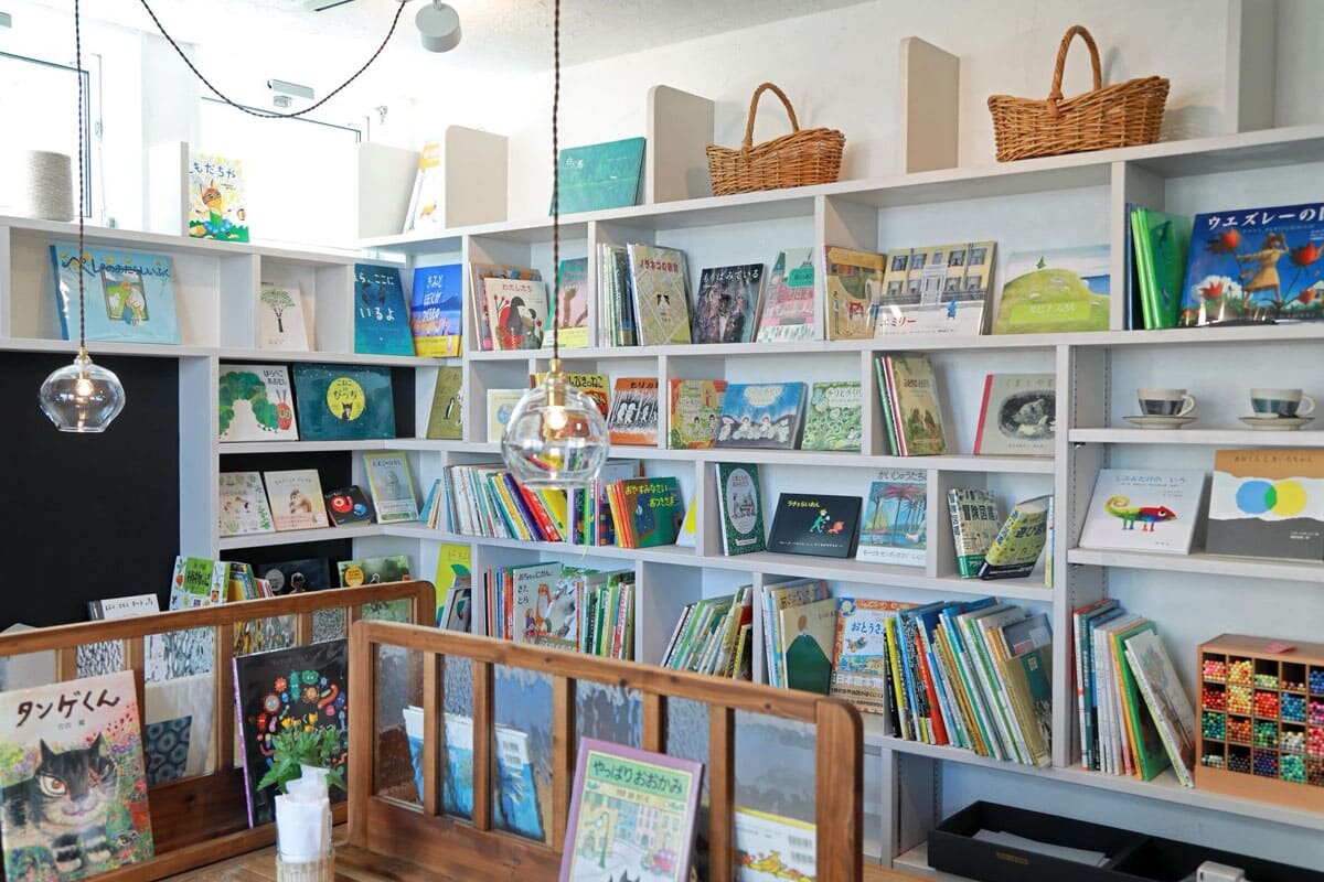 tama-bookcafe-4.jpg