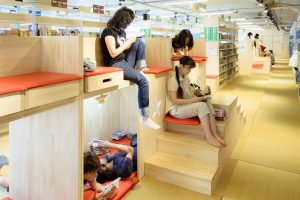 かぞくをはぐくむヒントがつまったパパママ・マガジン たまちっぷす | vol.14　親子で楽しむ「くつろぎの時間」！街歩きもおすすめ立川駅南口