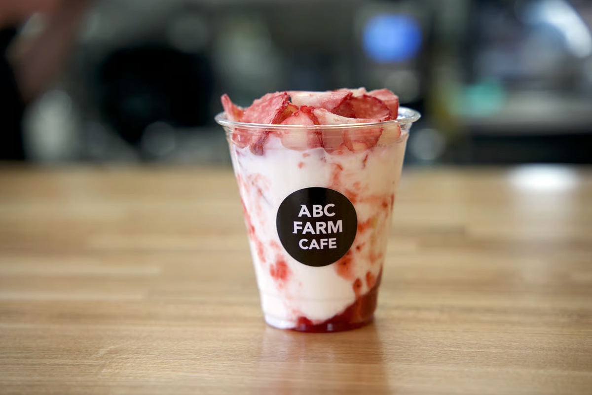 tama-strawberry-4.png